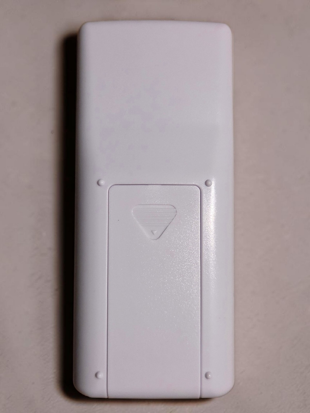Shinco White Air Conditioner Remote - Picture 2 of 2